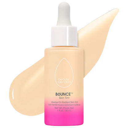 Serum con color Bounce™ 12-Hour Always On Radiant Skin Tint - Beautyblender vista frontal con fondo blanco.