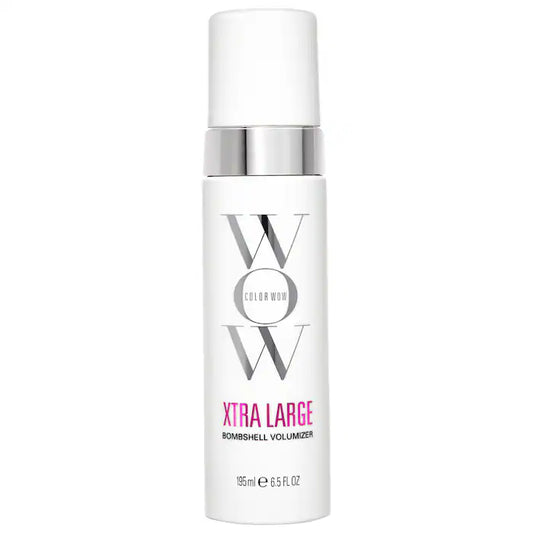 Mousse Voluminizadora de cabello Xtra Large Bombshell™ - COLOR WOW vista frontal con fondo blanco.