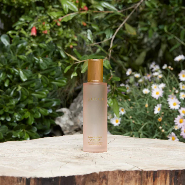 Fijador de Maquillaje en Spray Brume de Beauté Beauty Mist - Gucci vista frontal con fondo blanco.