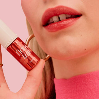 Tinte líquido para labios y mejillas - Benefit Cosmetics