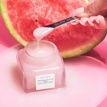 Watermelon Glow™ Mascarilla facial AHA Tratamiento nocturno - Glow Recipe vista frontal con fondo blanco.