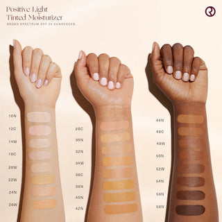 Base de maquillaje Hidratante Positive Light Tinted Moisturizer SPF 20 - Rare Beauty