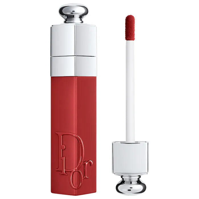 Labial Dior Addict Lip Tint- Dior vista frontal con fondo blanco.