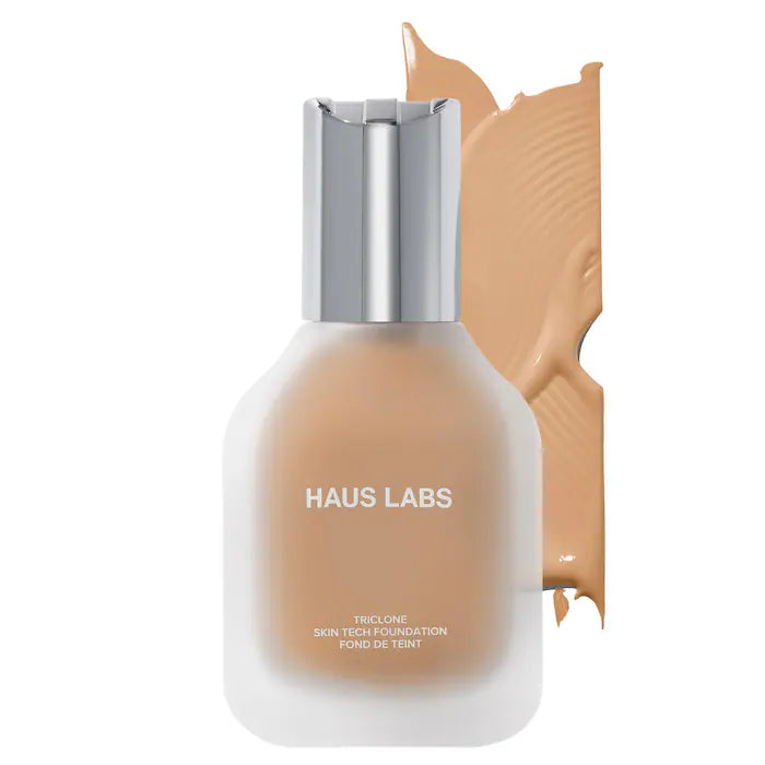 Base de Maquillaje Triclone Skin Tech™ Medium Coverage with Fermented Arnica - HAUS LABS vista frontal con fondo blanco.