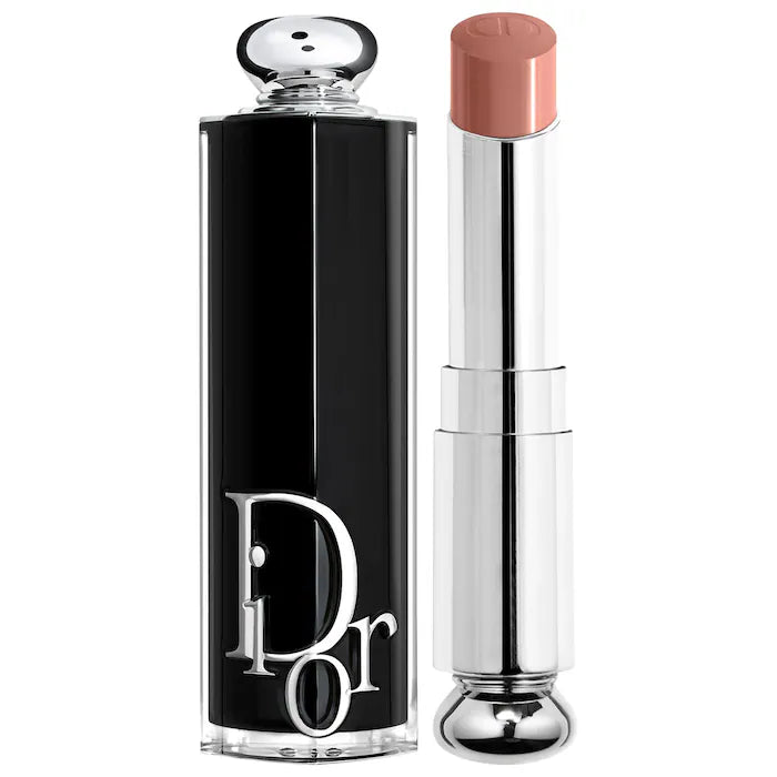 Labial Dior Addict Shine Lipstick - Dior vista frontal con fondo blanco.