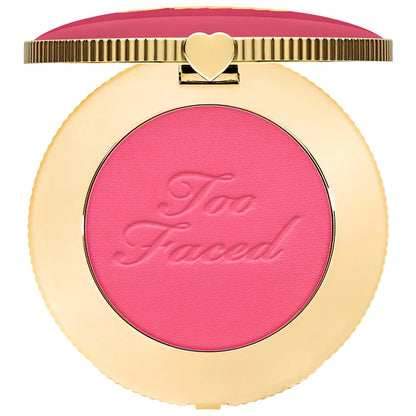 Rubor Cloud Crush - Too Faced vista frontal con fondo blanco.