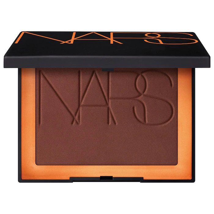 Bronzer Laguna Talc Free - NARS vista frontal con fondo blanco.