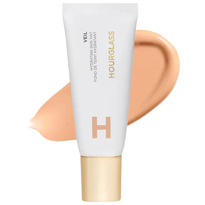 Base de Maquillaje Veil™ Hydrating Skin Tint - Hourglass vista frontal con fondo blanco.