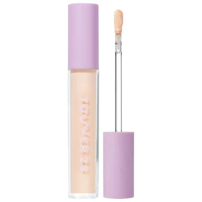 Corrector Hidratante Swipe All-Over™ Serum - Tower 28 vista frontal con fondo blanco.