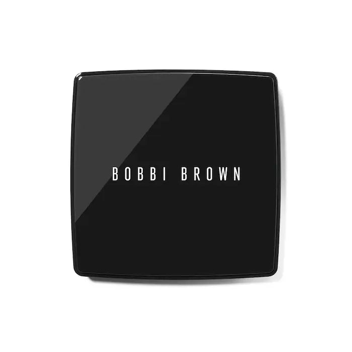 Bronzer - Bobbi Brown vista frontal con fondo blanco.