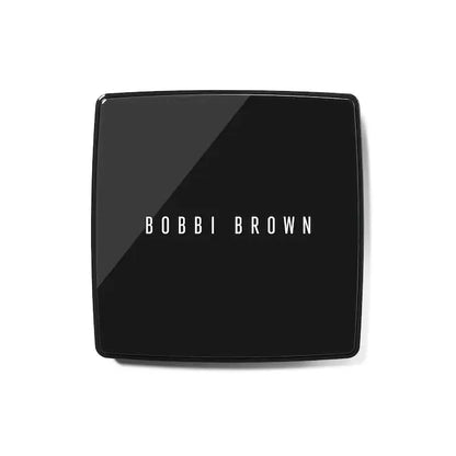 Bronzer - Bobbi Brown vista frontal con fondo blanco.