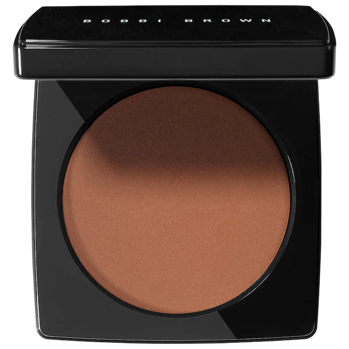 Bronzer - Bobbi Brown vista frontal con fondo blanco.