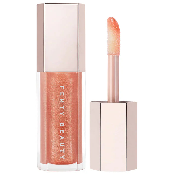 Labial Gloss Bomb Universal Lip Luminizer - Fenty Beauty vista frontal con fondo blanco.