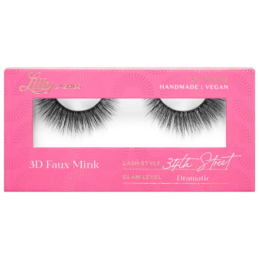 Pestañas postizas reutilizables Faux 3D Lashes - Lilly Lashes vista frontal con fondo blanco.