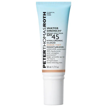 Protector solar hidratante con color +SPF 45 Water Drench® Hyaluronic Cloud Sheer Tint - Peter Thomas Roth vista frontal con fondo blanco.