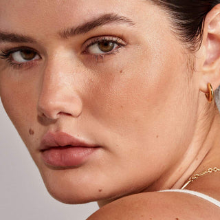 Bronzer en barra Bronze Balm Sheer Sculpting - MERIT