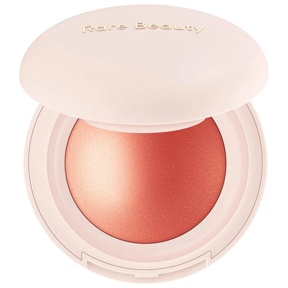 Rubor Soft Pinch Luminous Powder - Rare Beauty by Selena Gomez vista frontal con fondo blanco.