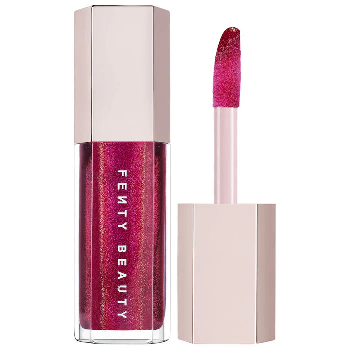 Labial Gloss Bomb Universal Lip Luminizer - Fenty Beauty vista frontal con fondo blanco.