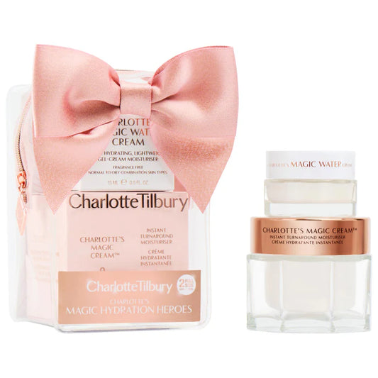 Set Hidratante facial Charlotte's Magic Moisturizer Heroes™ - Charlotte Tilbury vista frontal con fondo blanco.