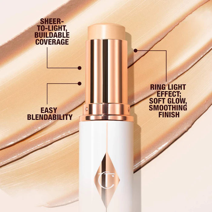 Base de Maquillaje en Barra Unreal Skin Sheer Glow Tint Hydrating - Charlotte Tilbury vista frontal con fondo blanco.