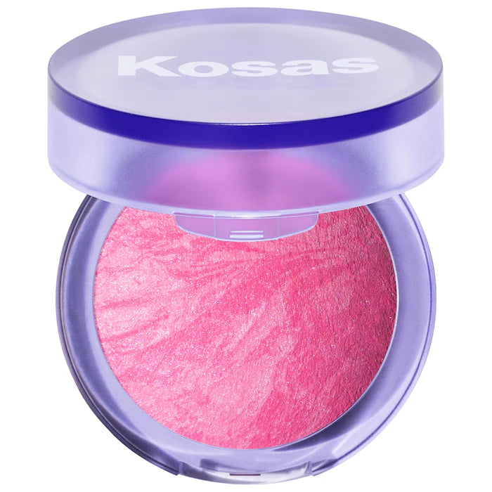 Rubor dimensional iluminador Blush is Life Baked Talc-Free™ - Kosas vista frontal con fondo blanco.