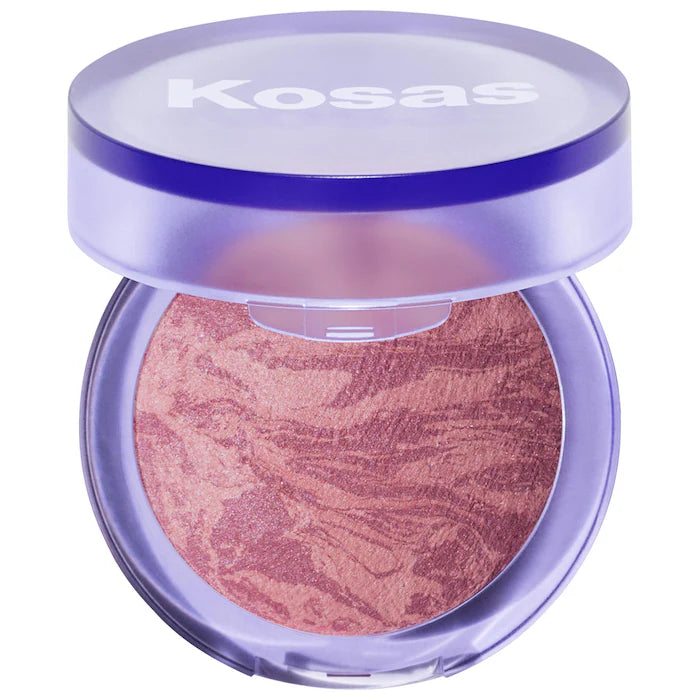 Rubor dimensional iluminador Blush is Life Baked Talc-Free™ - Kosas vista frontal con fondo blanco.