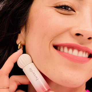 Labial Plushtint Moisturizing Matte Lip Tint - Benefit Cosmetics