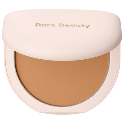 Polvo Compacto True to Myself - Rare Beauty vista frontal con fondo blanco.