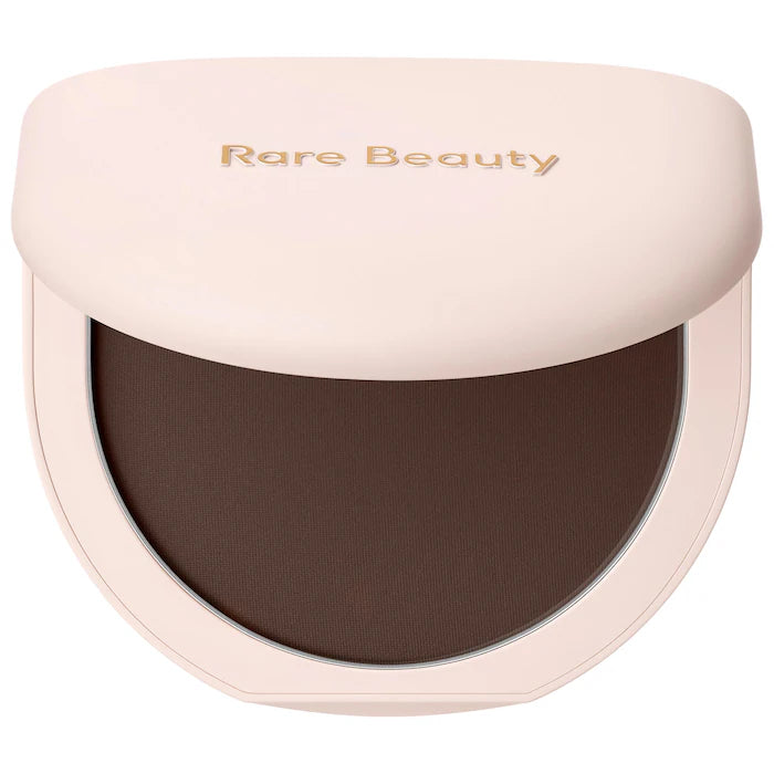 Polvo Compacto True to Myself - Rare Beauty vista frontal con fondo blanco.