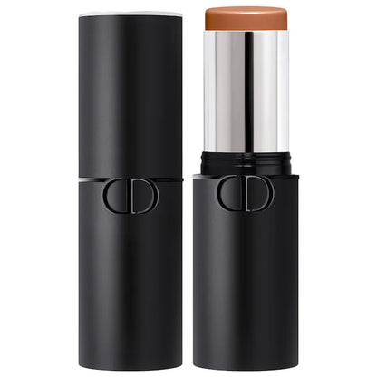 Forever 24H Skin Contour Stick Sculpting and Bronzing - Dior vista frontal con fondo blanco.