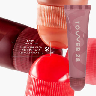 Bálsamo labial hidratante con color LipSoftie - Tower 28