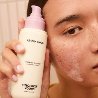 Kindly Clean Gel limpiador espumoso hidratante y calmante - Sincerely Yours