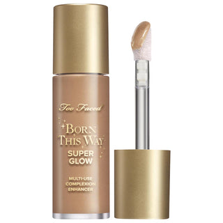 Born This Way Super Glow: Iluminador multiusos para realzar la piel - Too Faced