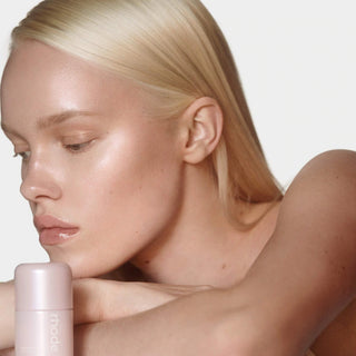 Iluminador multipropósito Highlight Milk - Rhode