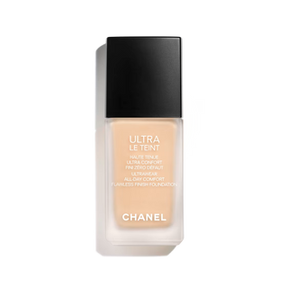 Base de Maquillaje de Larga Duración ULTRA LE TEINT  - CHANEL